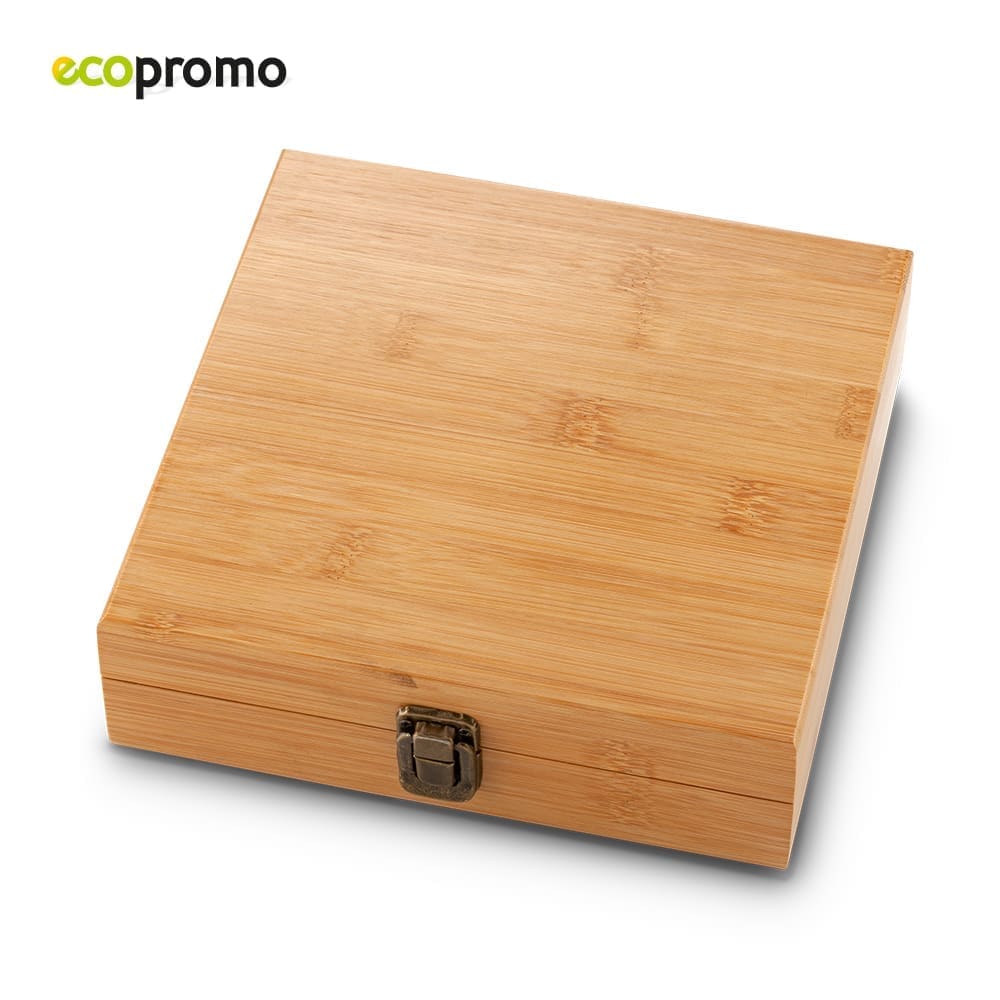 Set de Licorera con Juegos Personalizado - Image 2